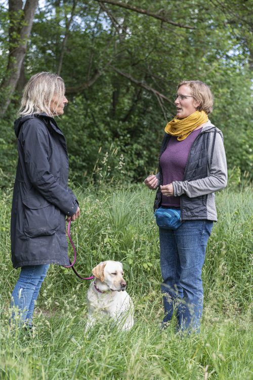 Dörte Kasner in einem Beratungsgespräch